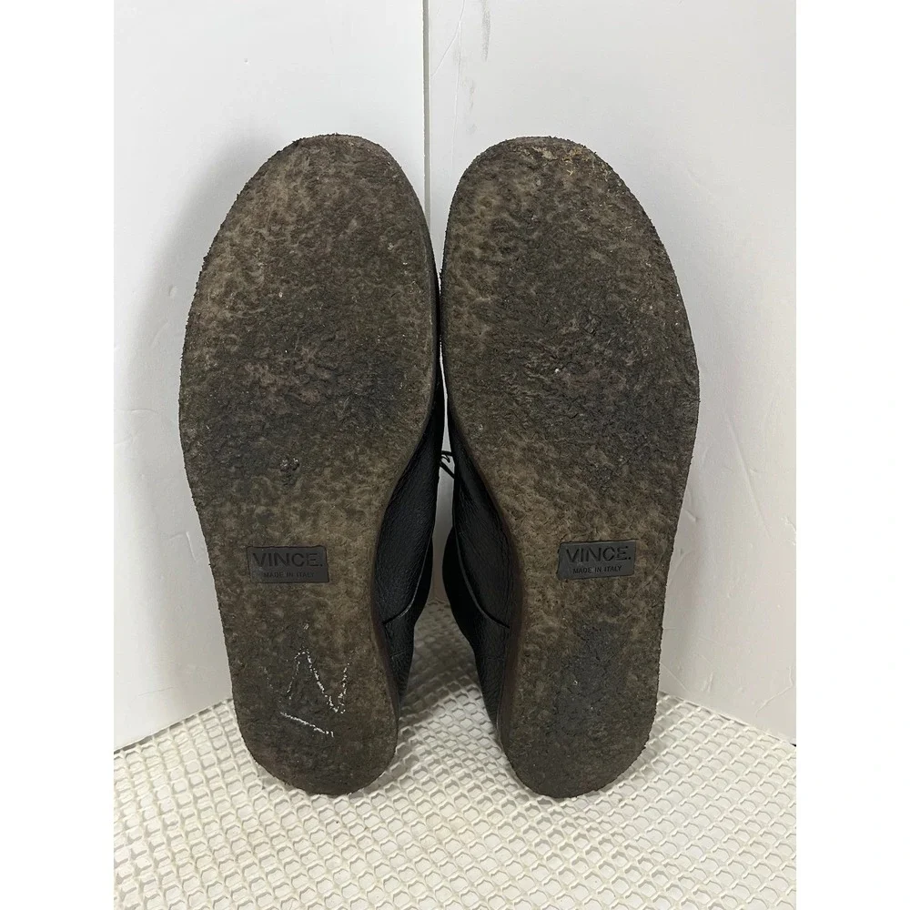 Vince leather chukka